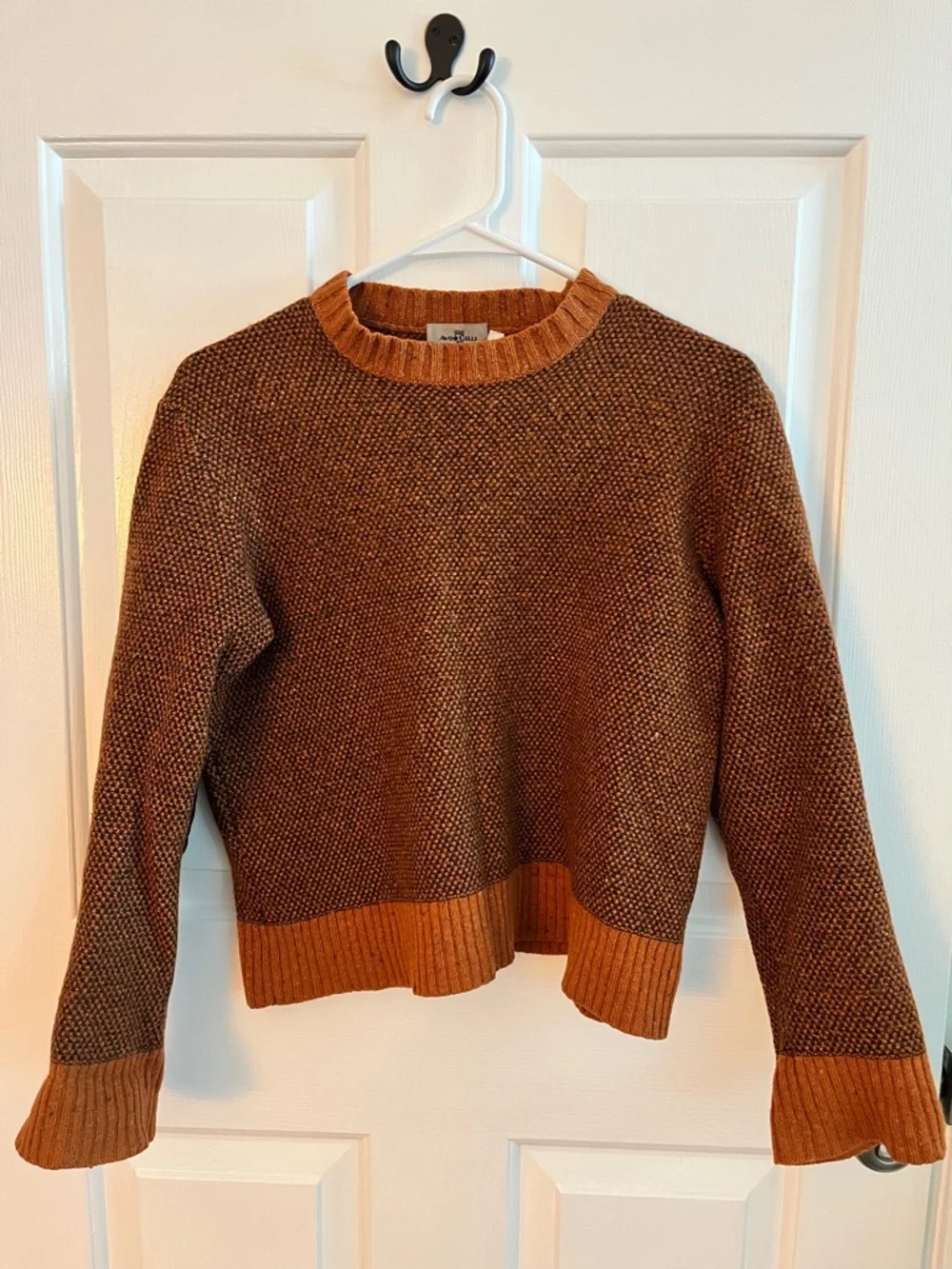 Beautiful vintage Italian sweater - Picture 1 of 7